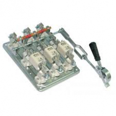 Рубильник РПС-4/1П 400А смещ привод рук. справа